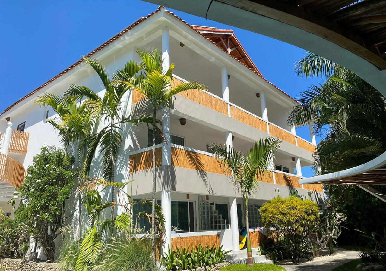 Bahia Residence Καμπαρέτε Εξωτερικό φωτογραφία