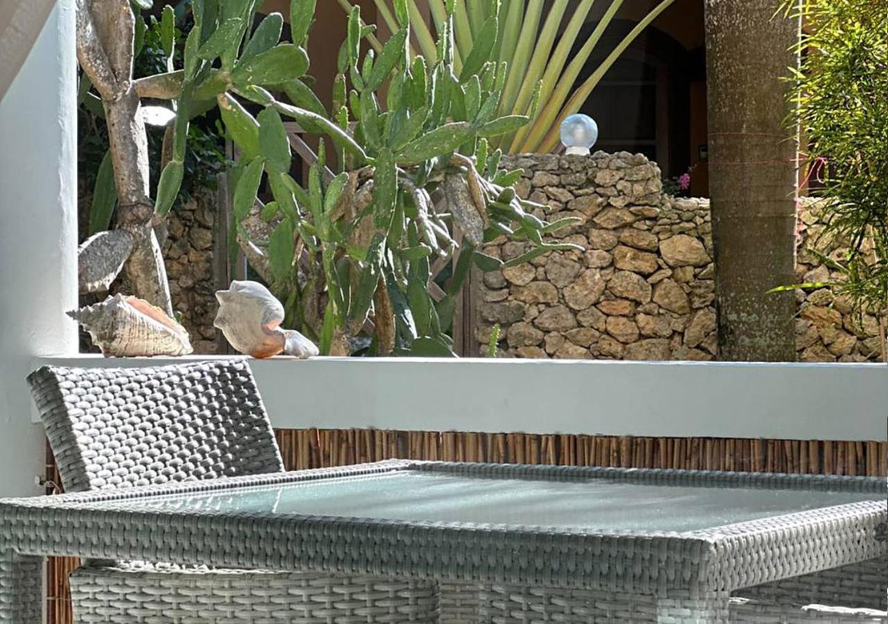 Bahia Residence Καμπαρέτε Εξωτερικό φωτογραφία