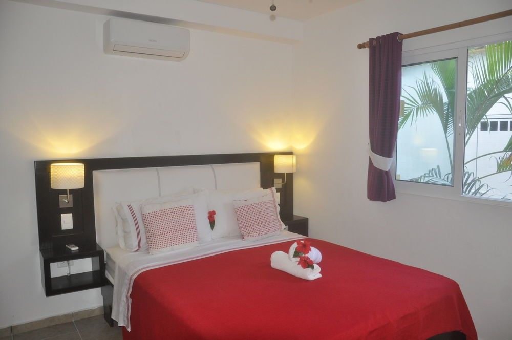 Bahia Residence Καμπαρέτε Εξωτερικό φωτογραφία
